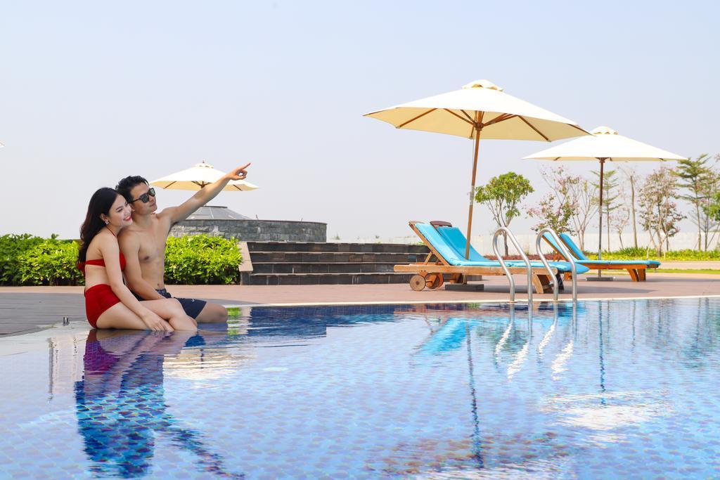 Carinae Danang Hotel Екстериор снимка