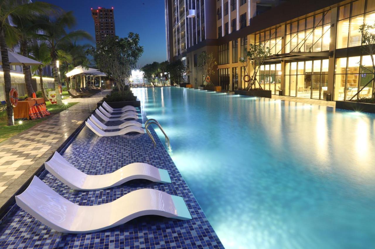 Carinae Danang Hotel Екстериор снимка